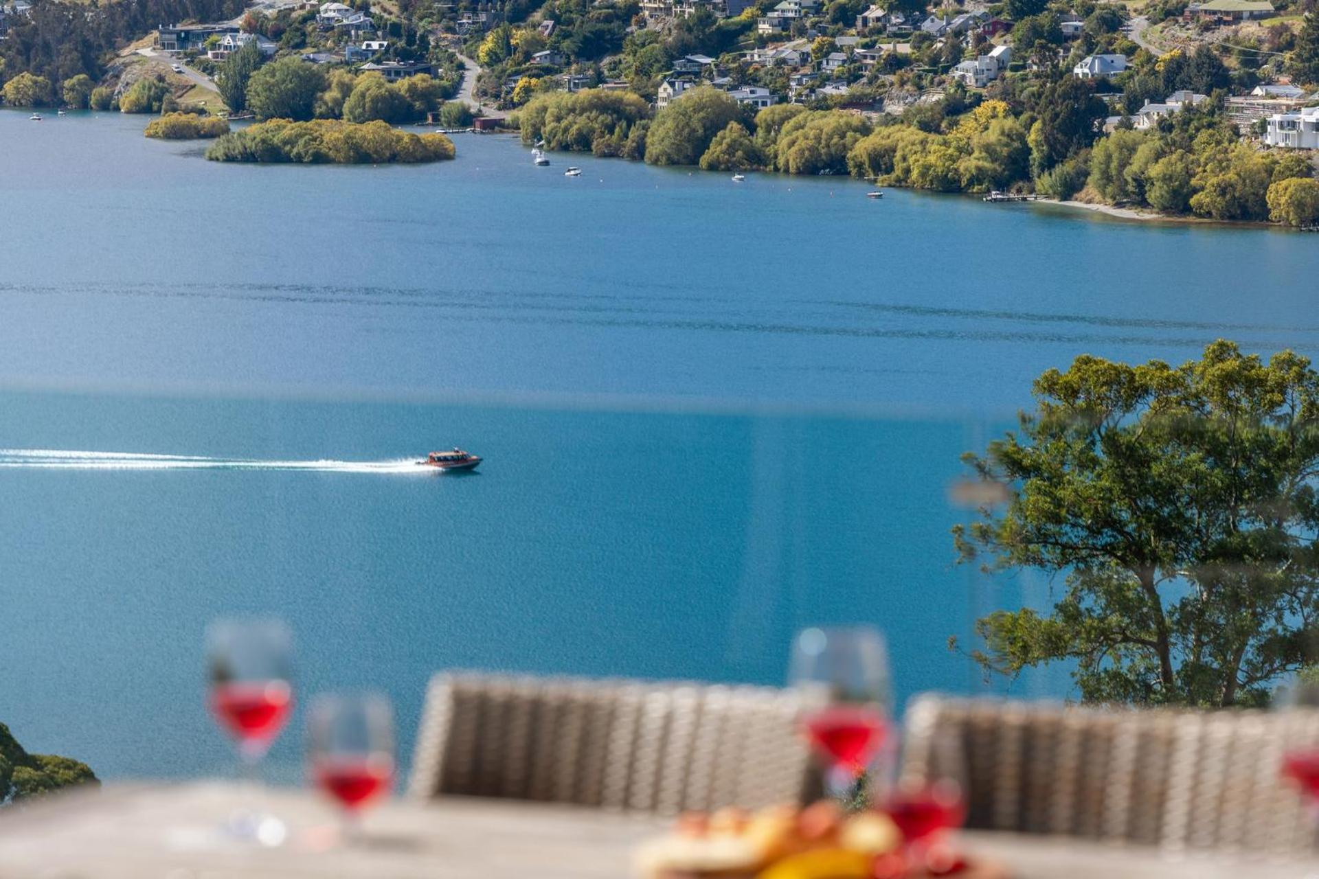 Remarkable Views On Goldrush Queenstown Exterior photo